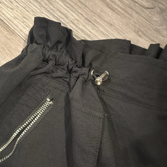 COPY - Women’s calia shorts - Picture 4 of 4